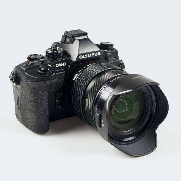 Mooie aansprekende artikelfoto's zijn van zeer groot belang om je webshop een succes te maken. Maar hoe zorg je voor de perfecte foto's? In dit blog geef ik een aantal eenvoudige tips.