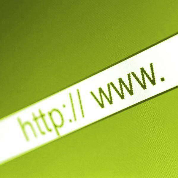 Deel 3 van een serie over hoe een webwinkel te beginnen. Over de keuze van een geschikte naam en domeinnaam en over het nut van meerdere domeinnamen voor je webshop.