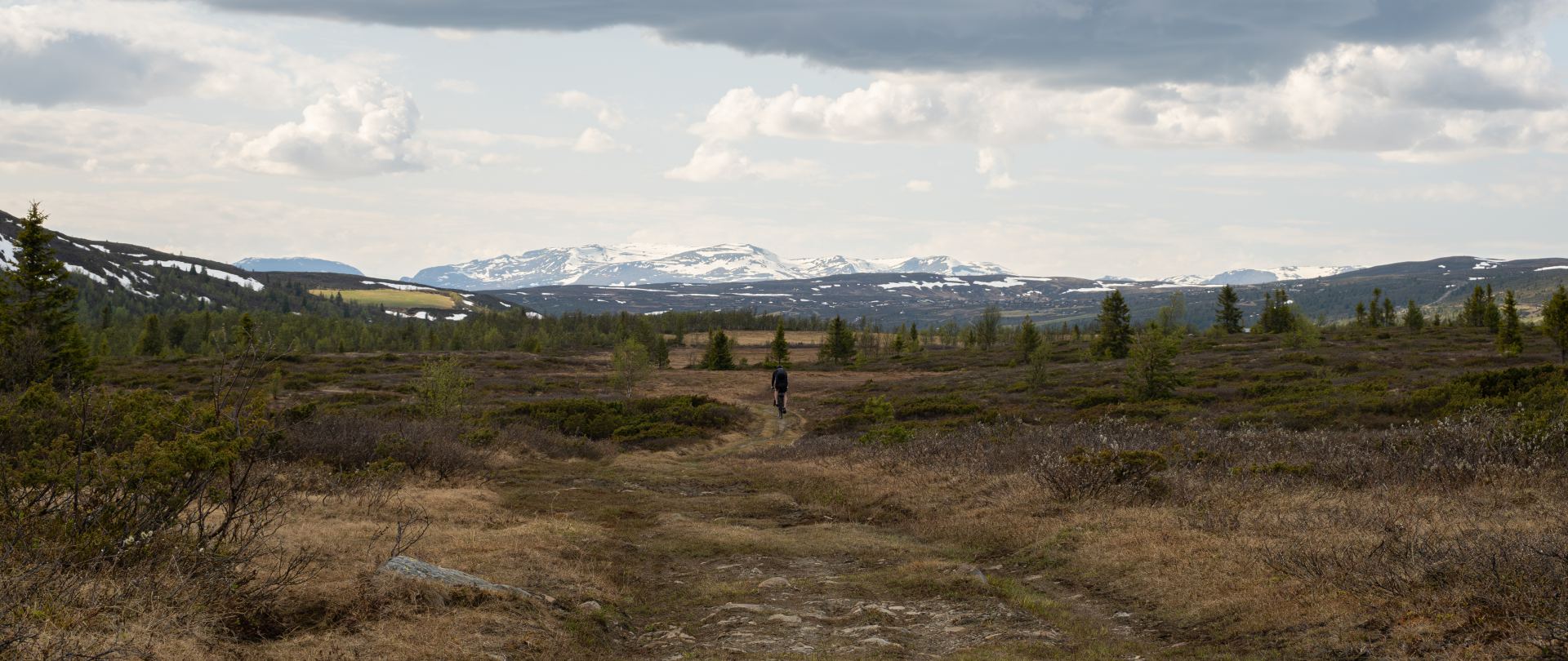 Matthijs bikepacking in Noorwegen